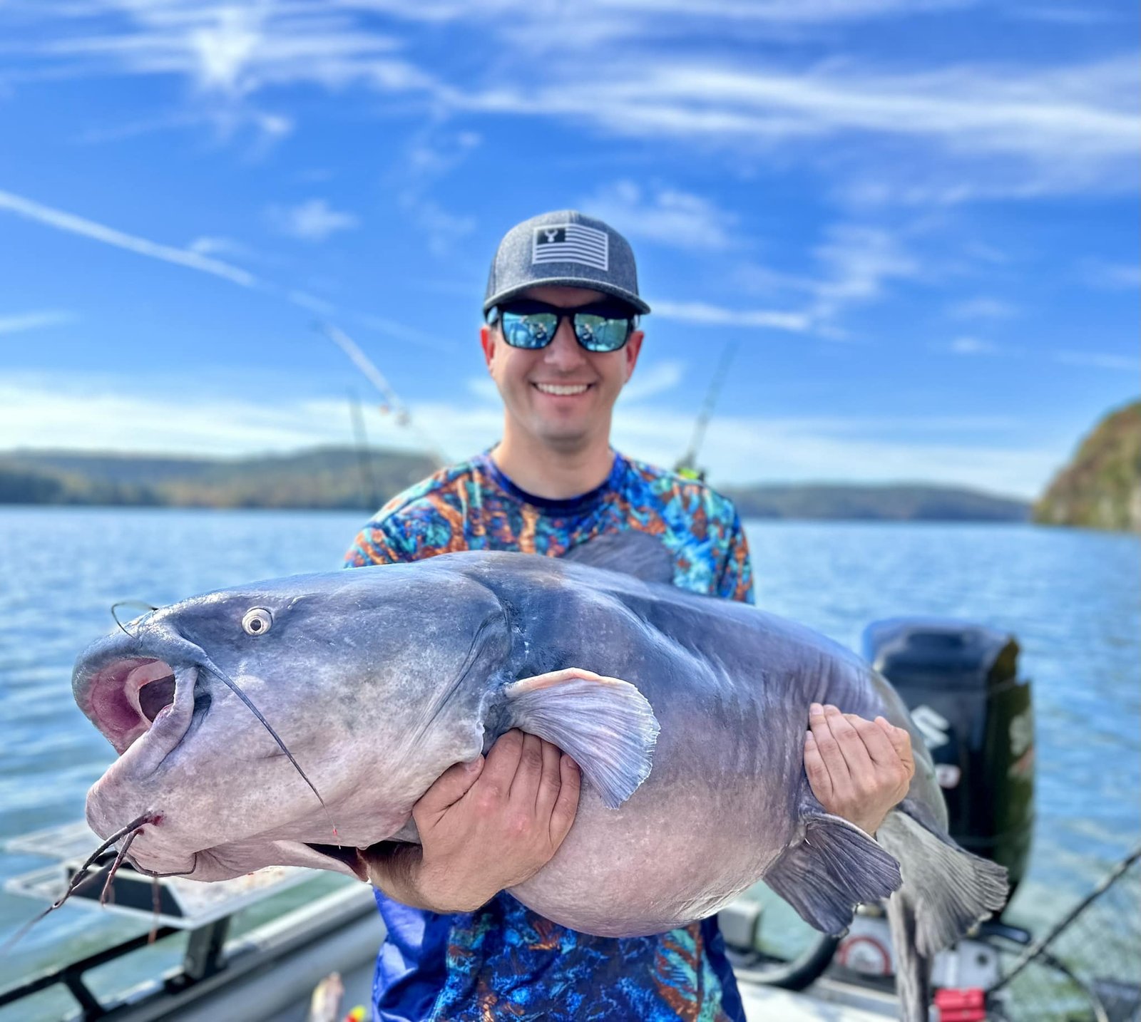 tennessee river catfish guide